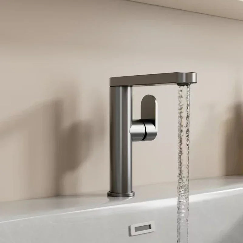 Bathroom faucet, 360 ° rotatable hot and cold sink faucet, space aluminum material