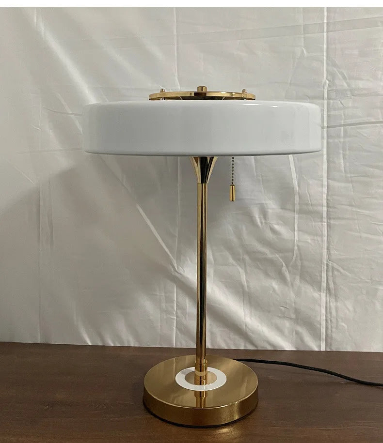 Nordic Novelty Table Lamp Modern Luxury Desk Light with E27 Bulb for Bedroom Bedside