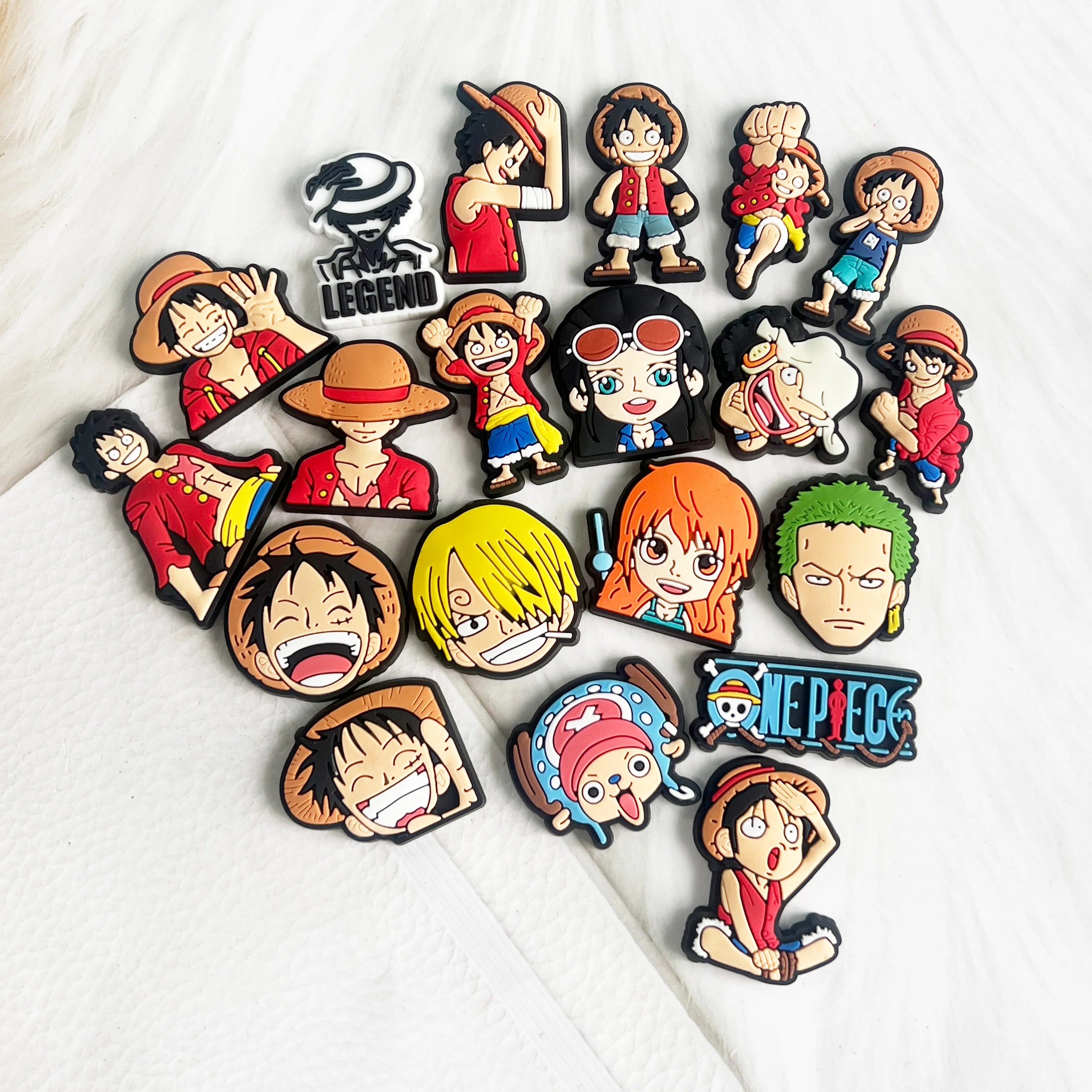 Hot Toys Cartoon Shoe Charms Japanese Anime Clogs Sandals Decoration Garden Shoes Accessories Charms Buckle for Friends Gifts