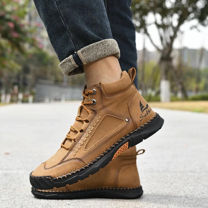 Handmade Men Boots Design Sneakers Man Outdoor Casual Leather Men Shoes Ankle Boots Fall Breathable Hot Sale 2025