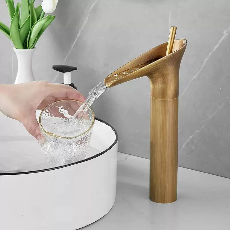 Bathroom Faucet Single Lever Waterfall Basin Faucet Brass Antique Hot and Cold Bathroom Sink Mixer Wine Glass Style Taps