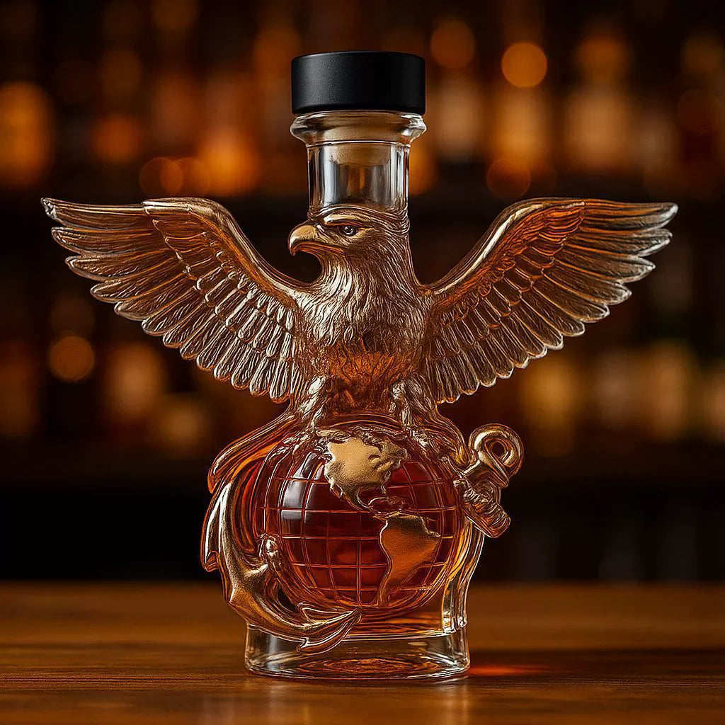 Funny Whiskey Glass Decanter Eagle 10Oz Glass Whiskey Wine Bottle Statue Decoration for Bar Office Home