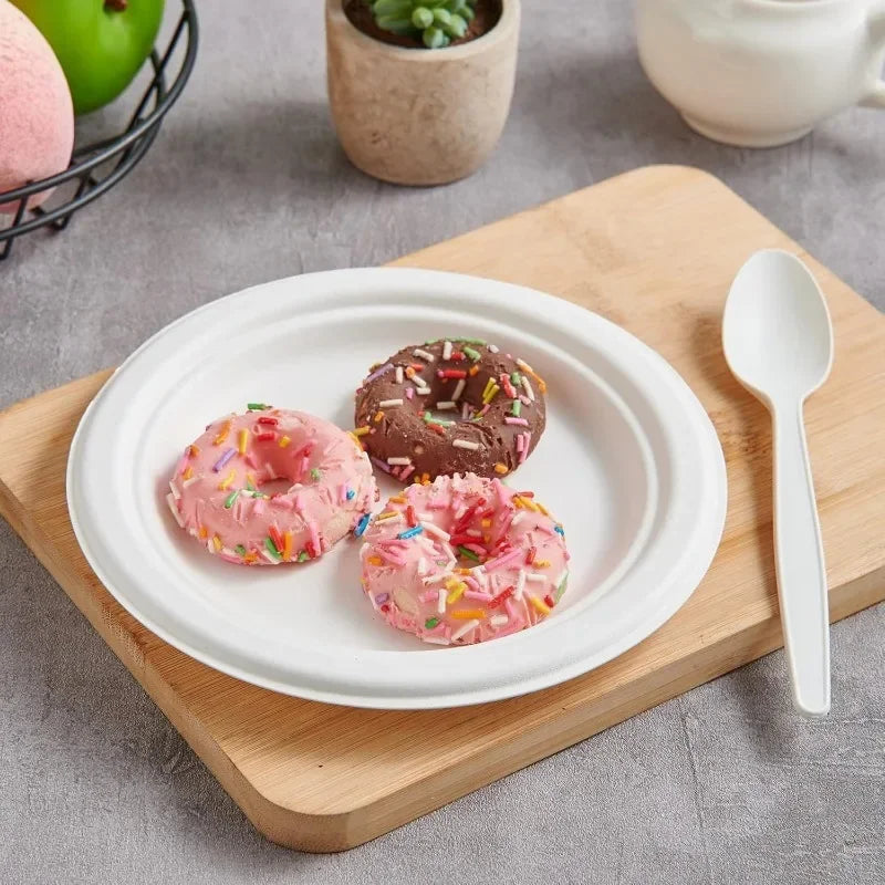 50PCS Circular Paper Plates Are Suitable for Disposable Kitchen Dishes in Restaurants Such As Barbecue Pasta Salad Desserts