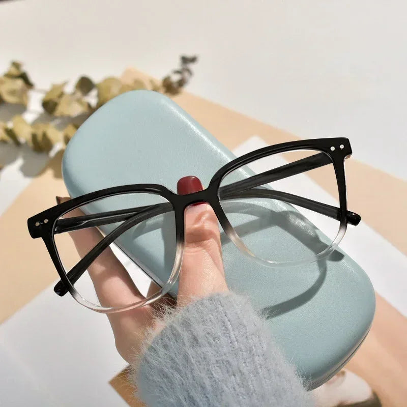 Anti Blue Light Presbyopia Eyeglasses Vintage Trend Oversized Square Hyperopia Eyewear Finished Prescription Reading Glasses