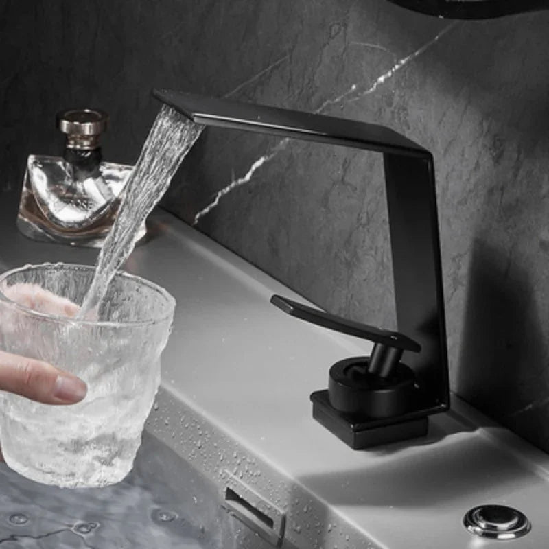 Washbasin Hot and Cold Faucet, Brass Minimalist Washbasin, Waterfall Style Bathroom, Household Washbasin Faucet