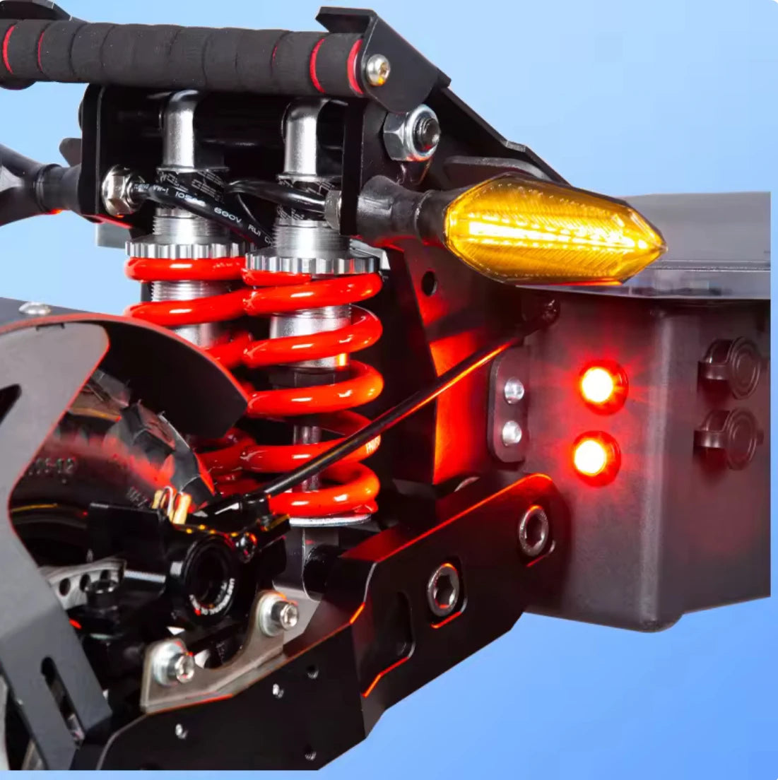 E5B High Speed Electric Scooter 3000W×2 Dual Motor 60V 35Ah Lithium Battery 150KG Load Color LCD Dual Drive Mode