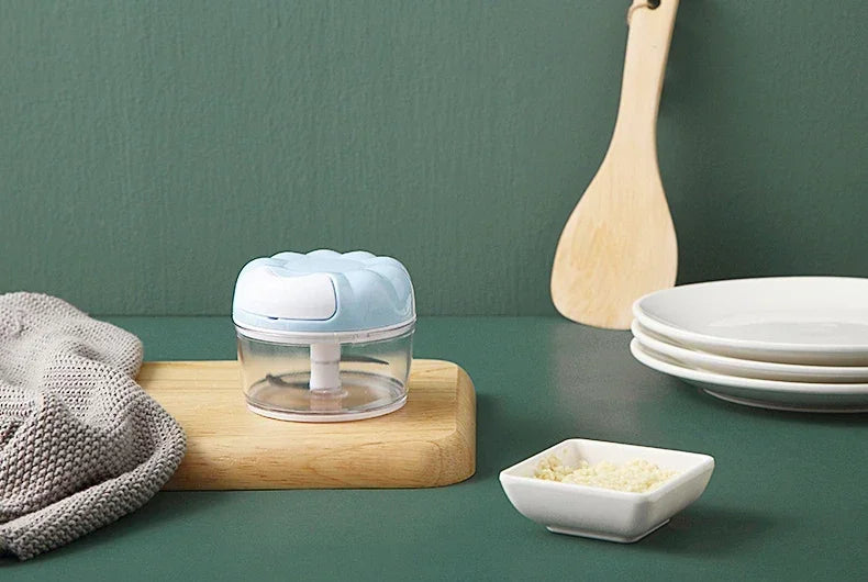 Manual Garlic Mincer Stainless Steel Blade and Hand Drawstring Food Vegetable Cutting Machine Meat Grinder Kitchen Gadgets