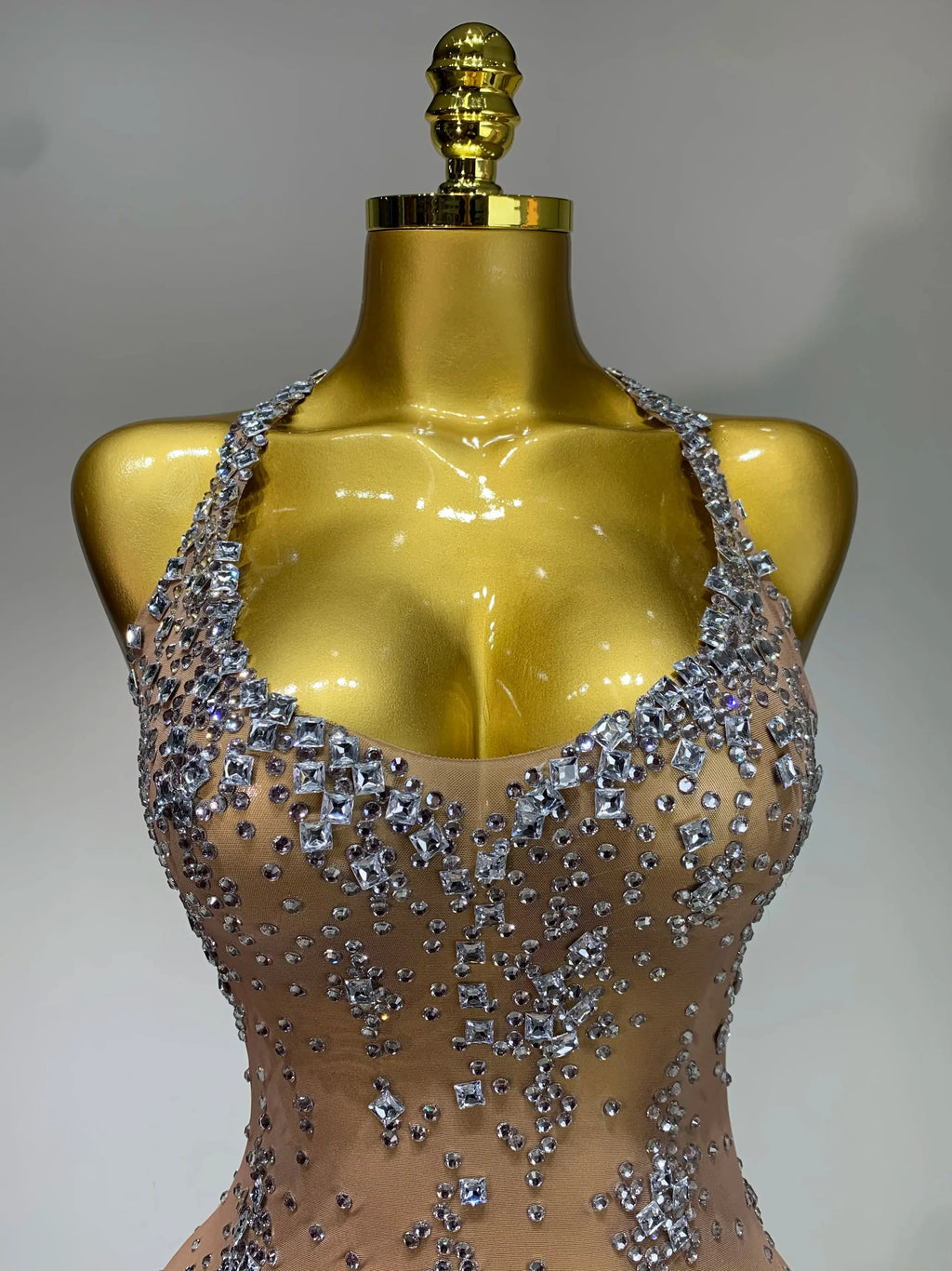 2025 Sparkly Rhinestone V Neck Stretch Mesh Sexy See Through Dress Women Elegant Party Celebrate Perform Costume Stage Outfit