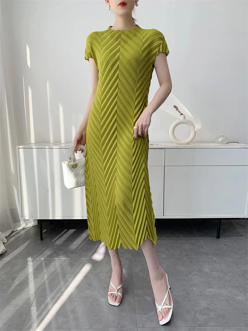 Miyake Handmade Pleated Dress Women's 2026 Spring New Solid Color Half-high Collar Sleeves Pullover Elegant Pleated Skirt