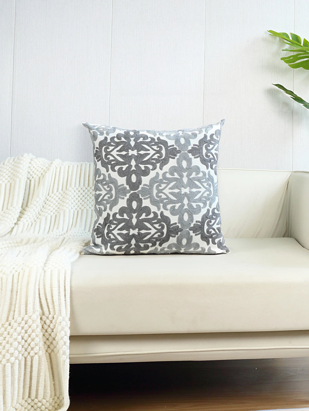 1pc, Geometric Embroidery Decorative Cushions for Sofa Modern Light Luxury Throw Pillowcover