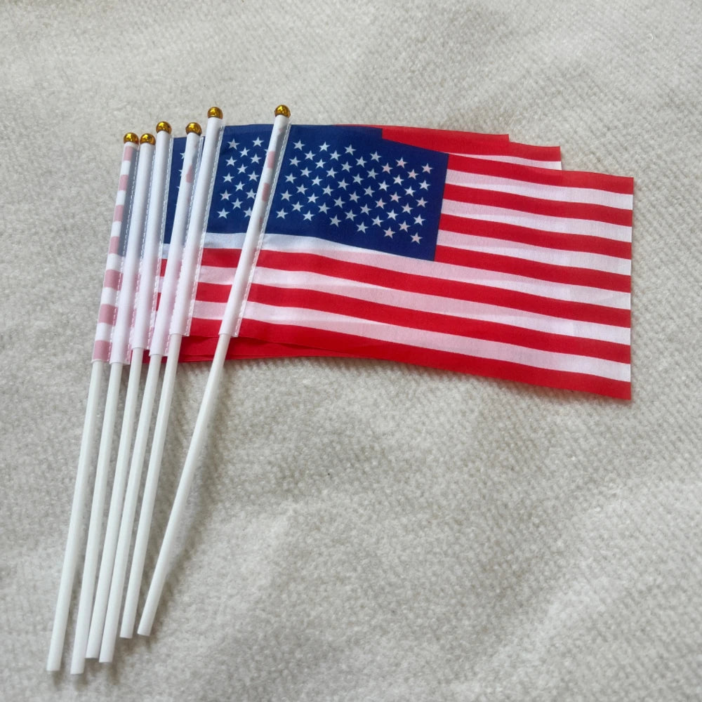 America hand-held flags21*14cm American National Flag USA Flying Flag The United States of America Banner Hand flags with Plasti