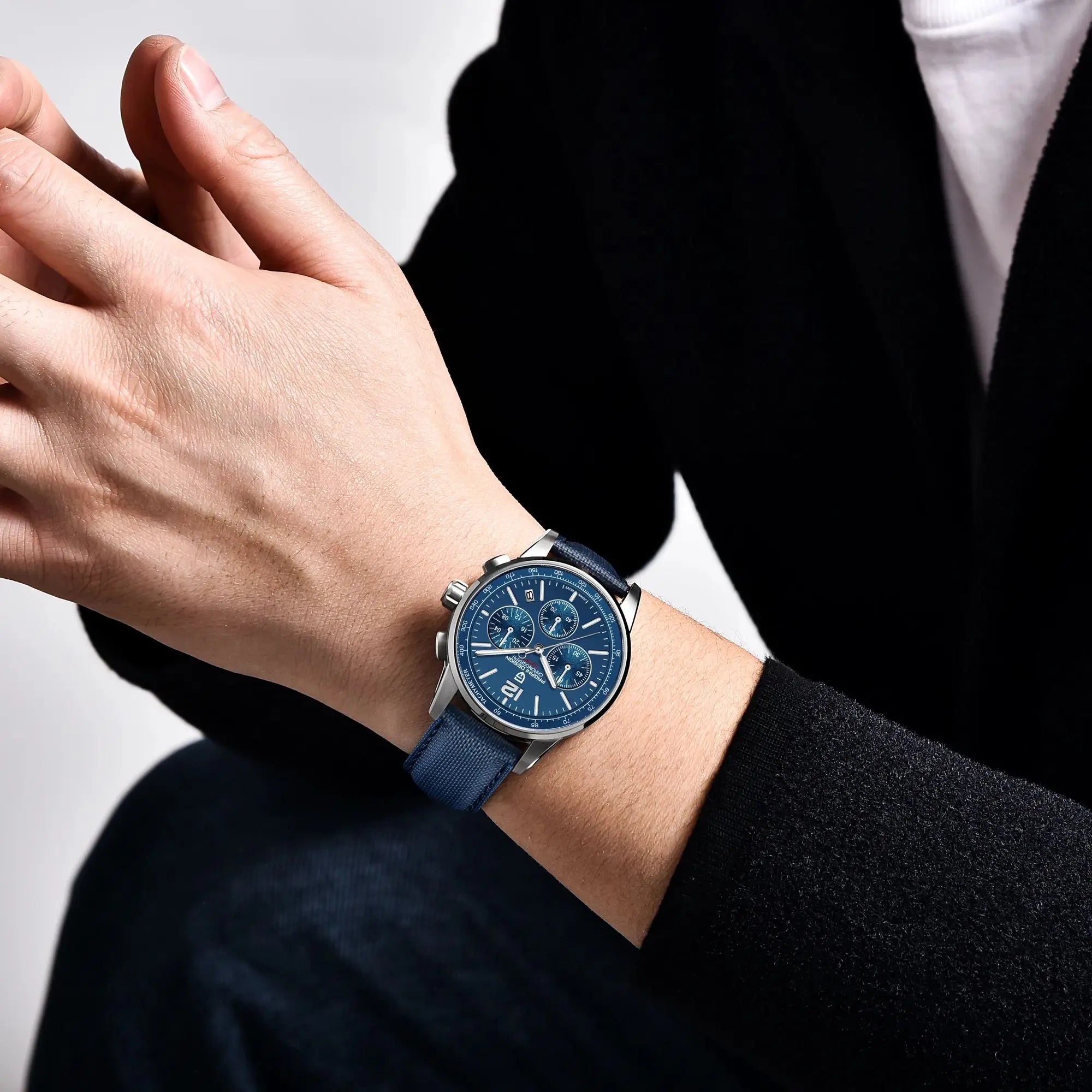 PAGANI DESIGN Men Quartz Watch Modern Light Simple Fashion Pioneer Stainless Steel Tachymeter Waterproof Calendar Luminous Watch