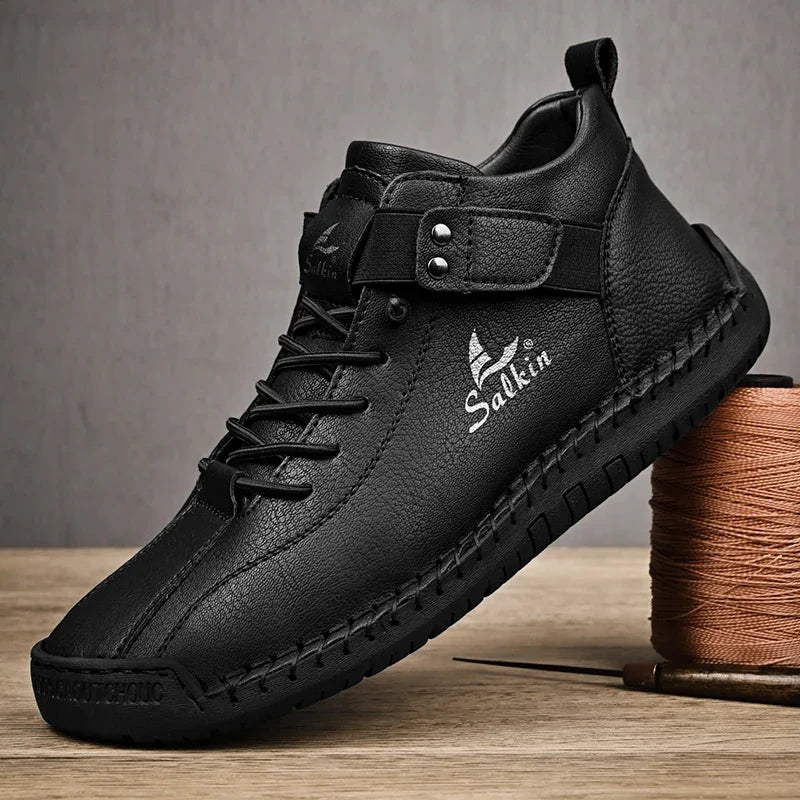 New Leather Casual Men Shoes Design Sneakers Man Breathable Leather Shoes Outdoor Men Ankle Boots