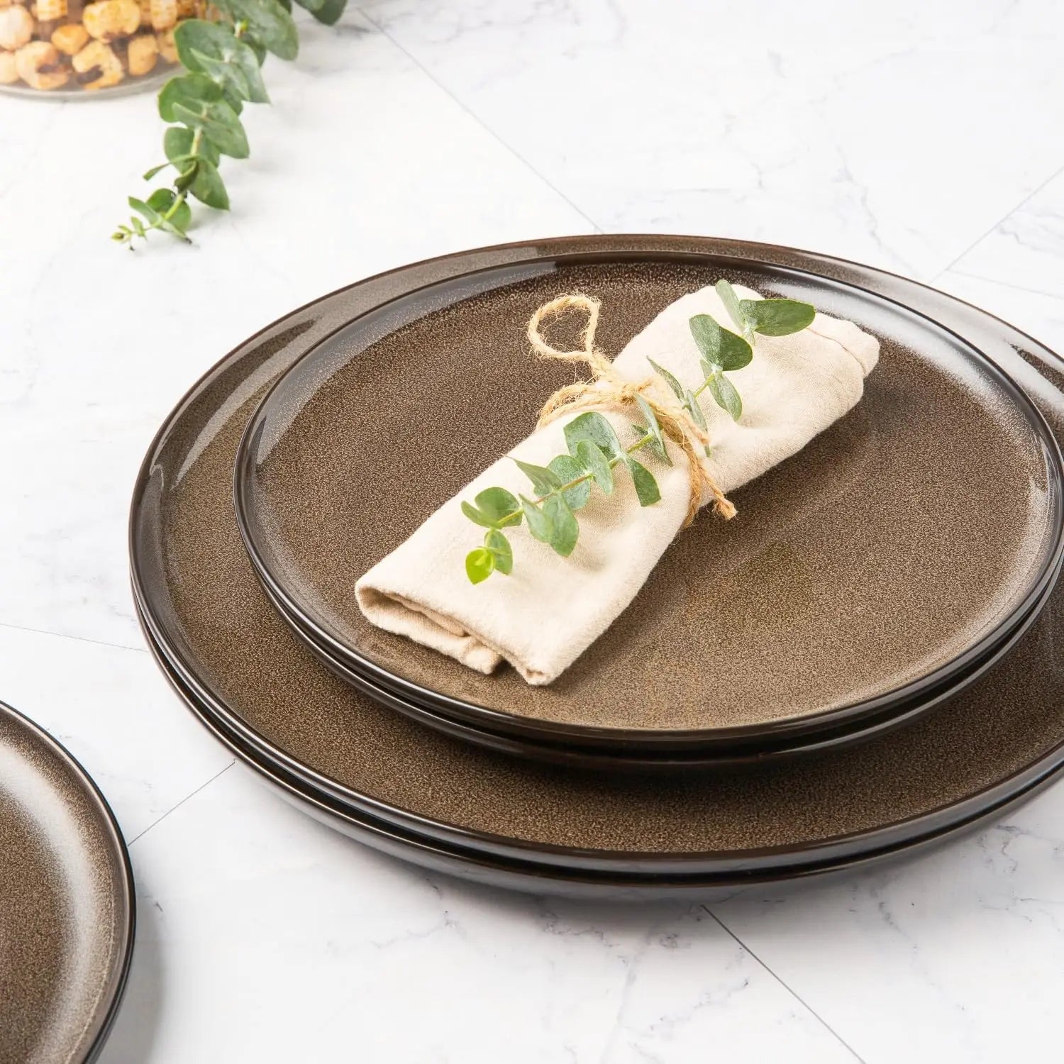 Ceramic Dinnerware Sets for 8,Plates and Bowls Sets,Reactive Glaze Dishes Set,Highly Chip and Crack Resistant | Dishwasher & Mic