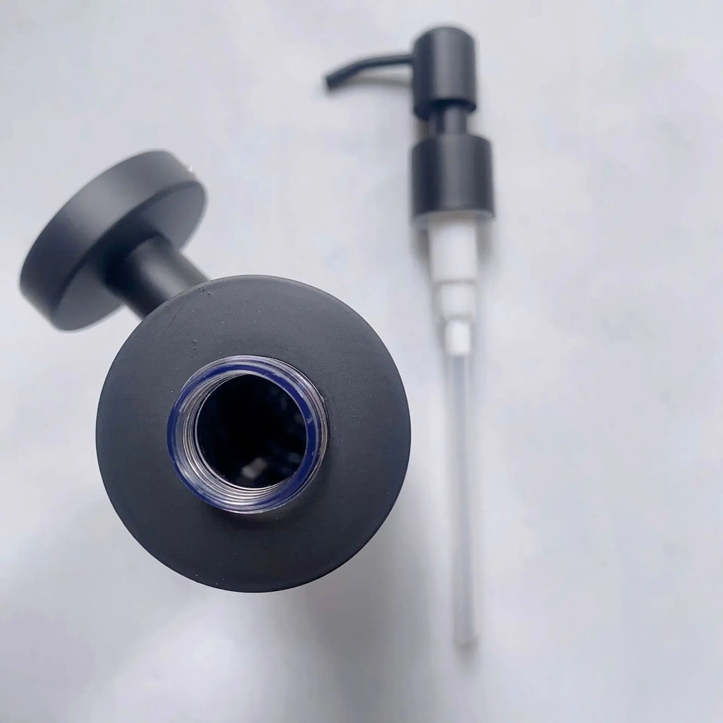 304 Brushed Stainless Steel Manual Soap Dispenser Wall Mounted Golden Black Square Round Soap Dispenser for Hotel Bathrooms