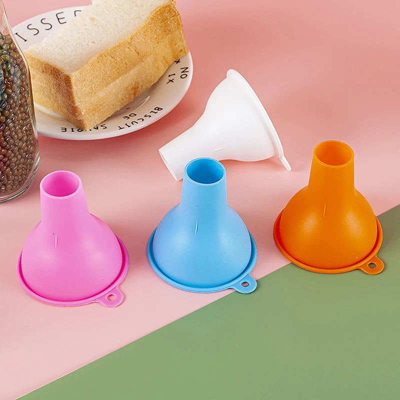 Silicone Wide-mouth Funnel Milk Powder Bean Funnel Large-caliber Multi-function Wine Leak Oil Leak Kitchen Gadgets Accessories