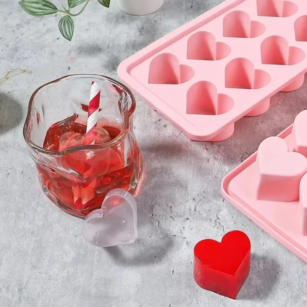 New 3D Love Heart Ice Tray Silicone Pink Blue Red Ice Cube Mold 10 Compartment Easy Release Cupcake Mold Kitchen Gadgets