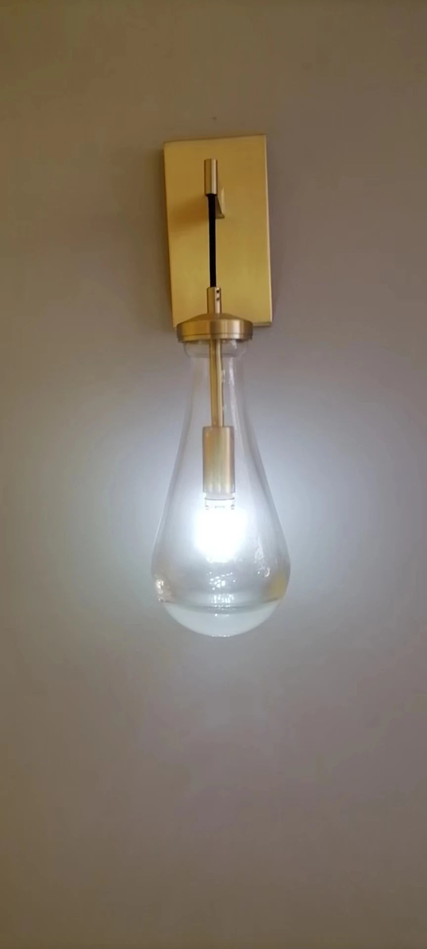 Modern light luxury drop pendant lamp simple creative restaurant bar bedside crystal pendant light