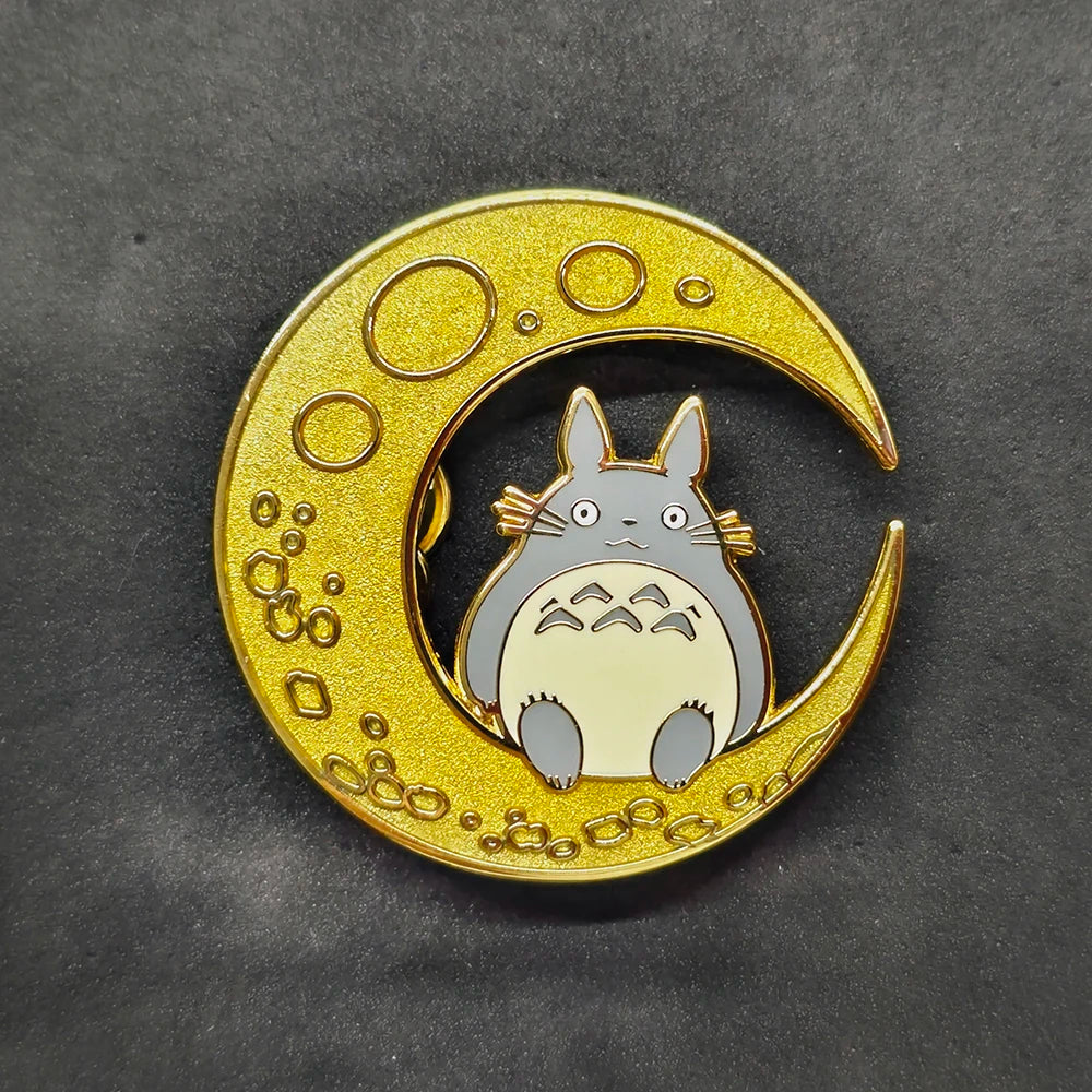 High-quality enamel brooch, cute moon cat brooch, suitable for backpacks, clothes, blog decorations, and holiday small gifts