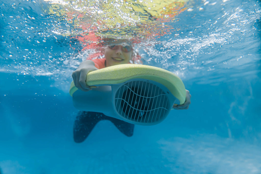 Asiwo Mako Electric Swimming Kickboard For Snorkeling Swimming Board For Adults Battery Powered For Kids For Pool
