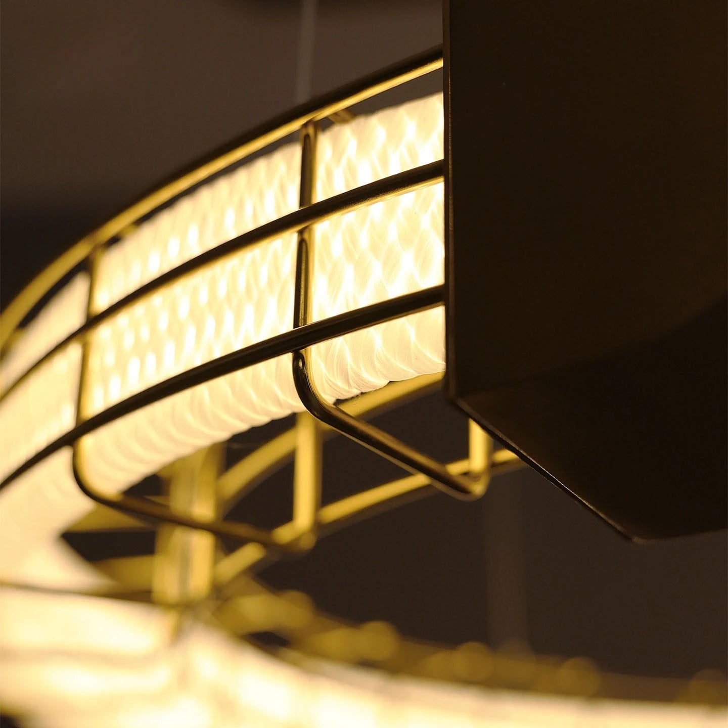 Modern Luxury LED Pendant Light for Living Room Villa Kitchen Island Table Round Iron Dining Hanging Chandelier Home Decor