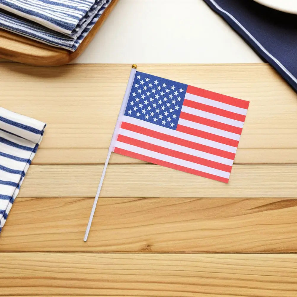 15Pcs Handheld American Flags 14x21cm Mini Us Flags 30cm Poles Patriotic Holiday Decor Memorial Veterans Day American Flag Mini