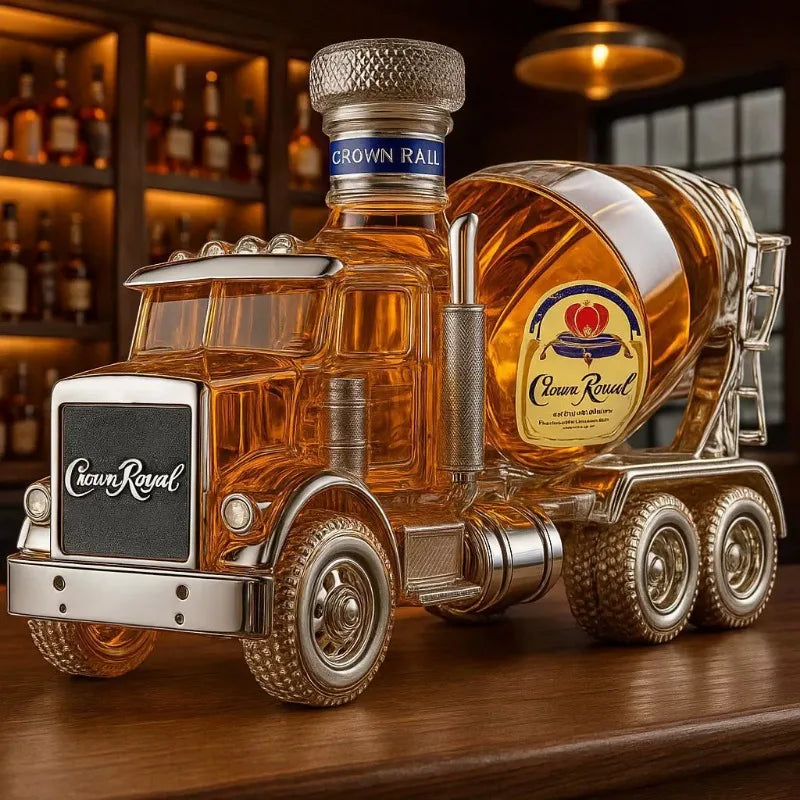 Funny Whiskey Glass Decanter Eagle 10Oz Glass Whiskey Wine Bottle Statue Decoration for Bar Office Home