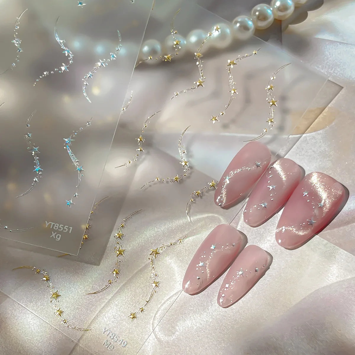 Cute Shiny Stars Chain Nail Stickers Gold and Silver Wavy Star Lines Self Adhesive Nail Stickers for Summer Nail Art Decoration