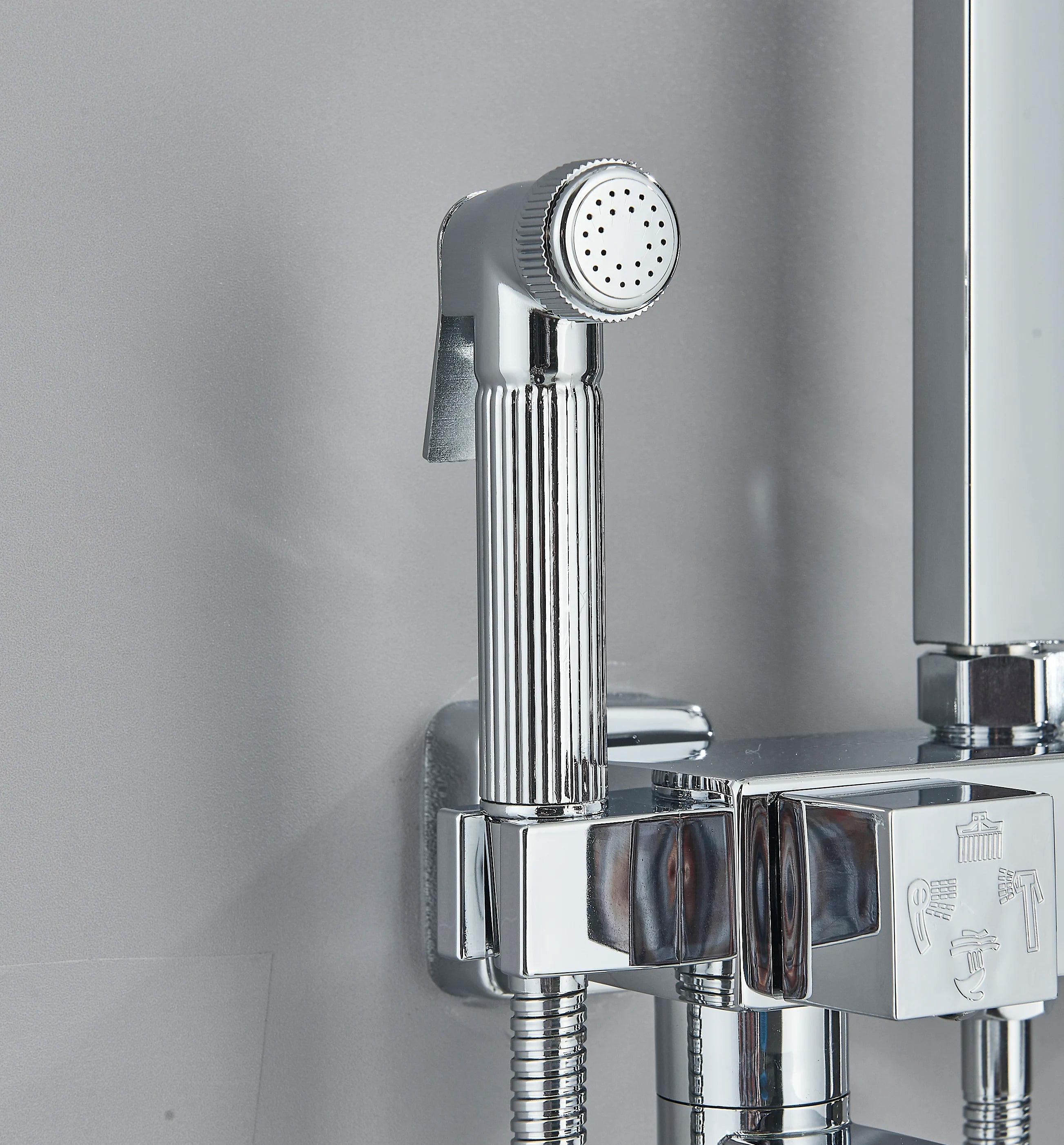 Chrome/Black Thermostat Shower Set Faucet 4 Ways Bathroom Faucet Rainfall Mixer Tap Digital Display Shower Set System Bathroom