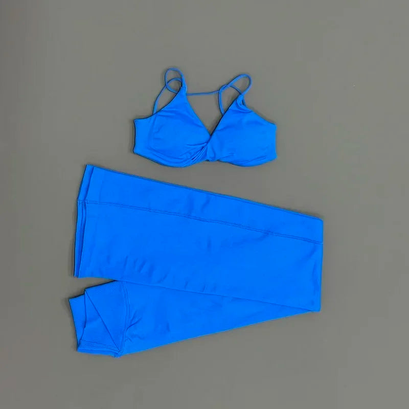 2Pcs Yoga Set Seamless Women Twist Front Sports Bra and Vision Flares Leggings Sets Scrunch Butt Cross Waist Gym Flare Pants Set