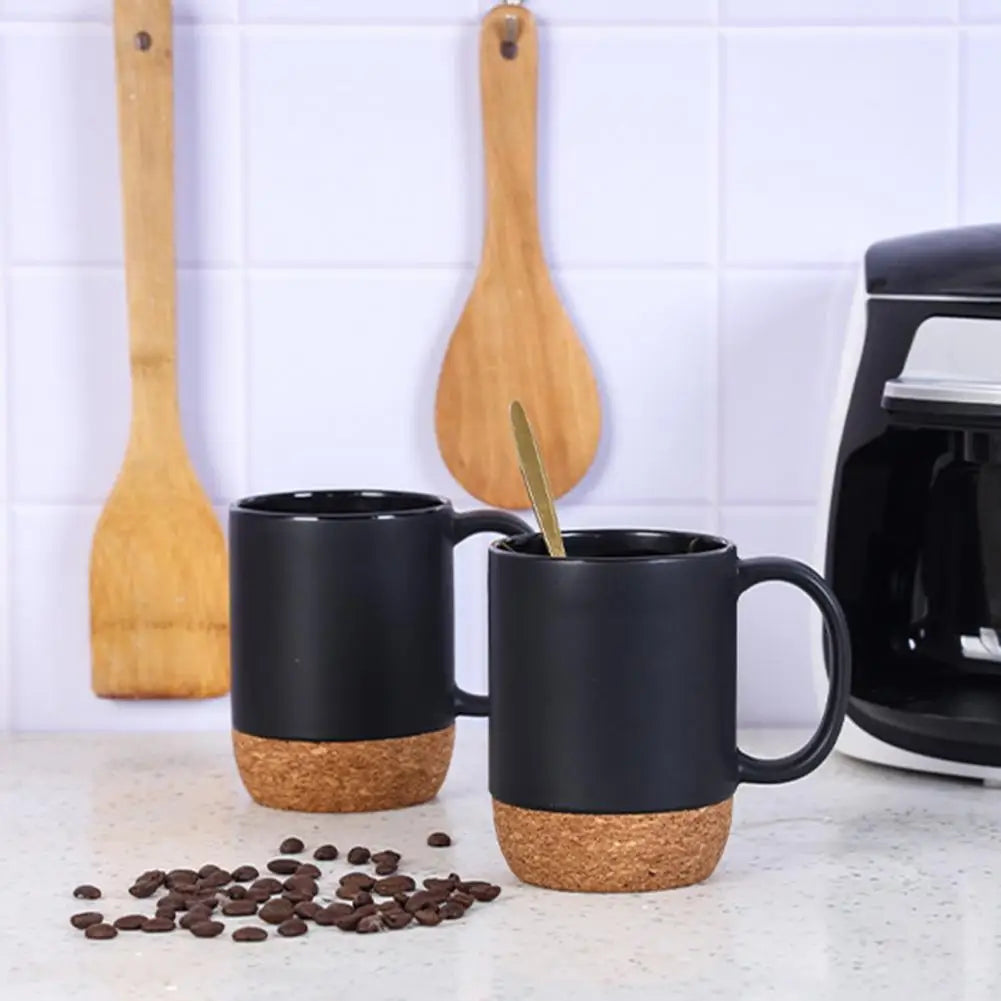 Modern Coffee Mug Leak-proof Coffee Mug 350ml Matte Black Coffee Mug with Grip Handle Cork Bottom Detachable Dustproof Lid