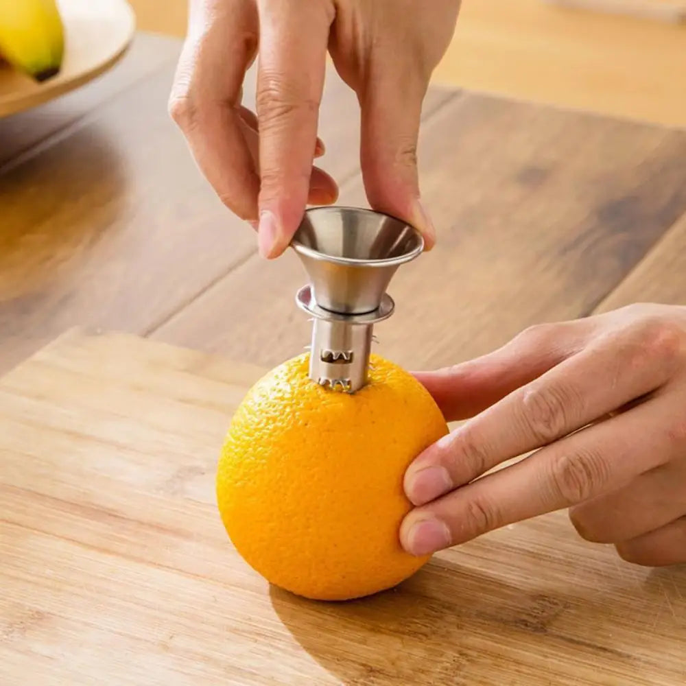 Portable Stainless Steel Manual Household Juice Squeezer Mini Convenient Lemon Juicer Kitchen Gadgets Creative Fruit Tools
