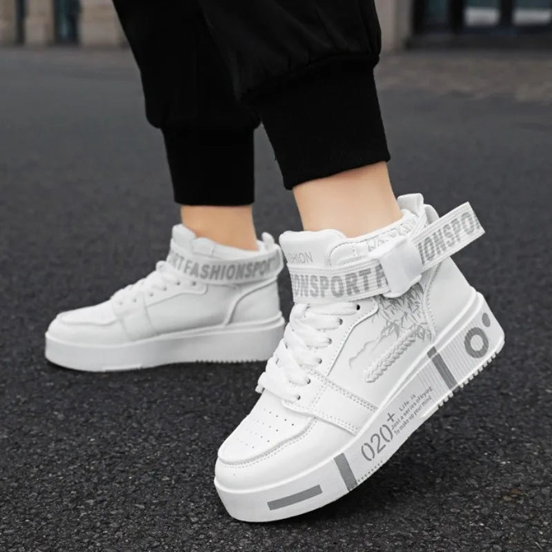 2026Men High Top Boots Platform Vulcanized Sneakers Lace Up Soft Sole Men Casual Walking Shoes Ankle Boots Tenis Masculino 39-45