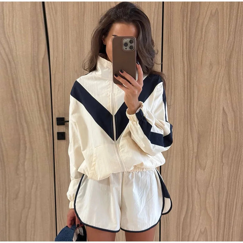 Fashion Contrast 2 Piece Short Set Women's Stand Collar Zip Lightweight Jacket Loose Mini Shorts 2026 New Lady Casual Outfit