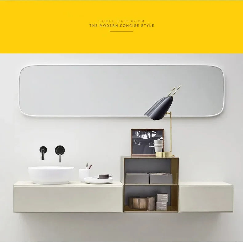 Bathroom Faucet Brass Hot and Cold Water Sink Faucet Wall Mounted Mixer Tap Single Handle Two Hole Vintage Faucet