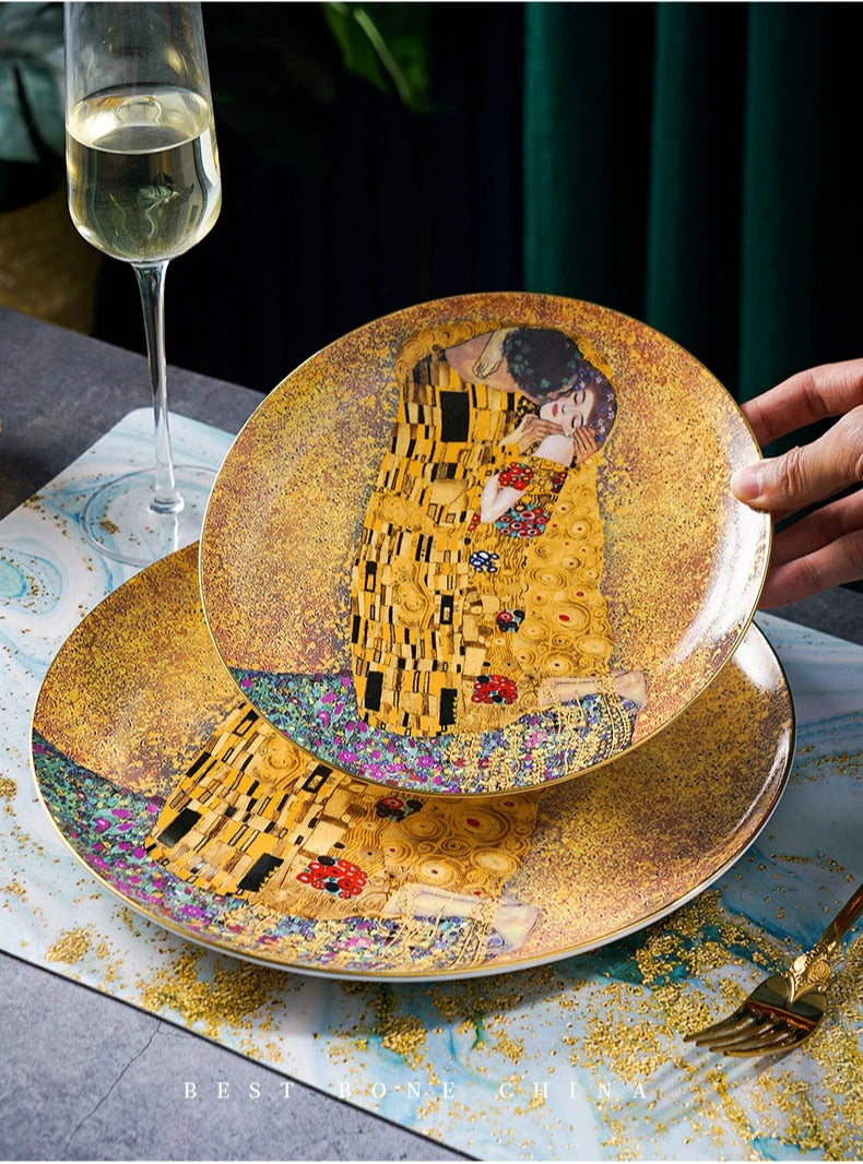 Klimt Kiss Bone China Dinning Plates Set Luxury Porcelain Plate for Dessert Steak Bread Cake Dish Home Party Tableware Gift