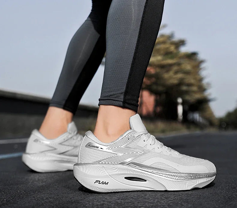 Running Shoes Carbon Board Speciality Marathon Men Sports Breathable Lightweight Women's Comfortable Athletic Nonskid Sneakers