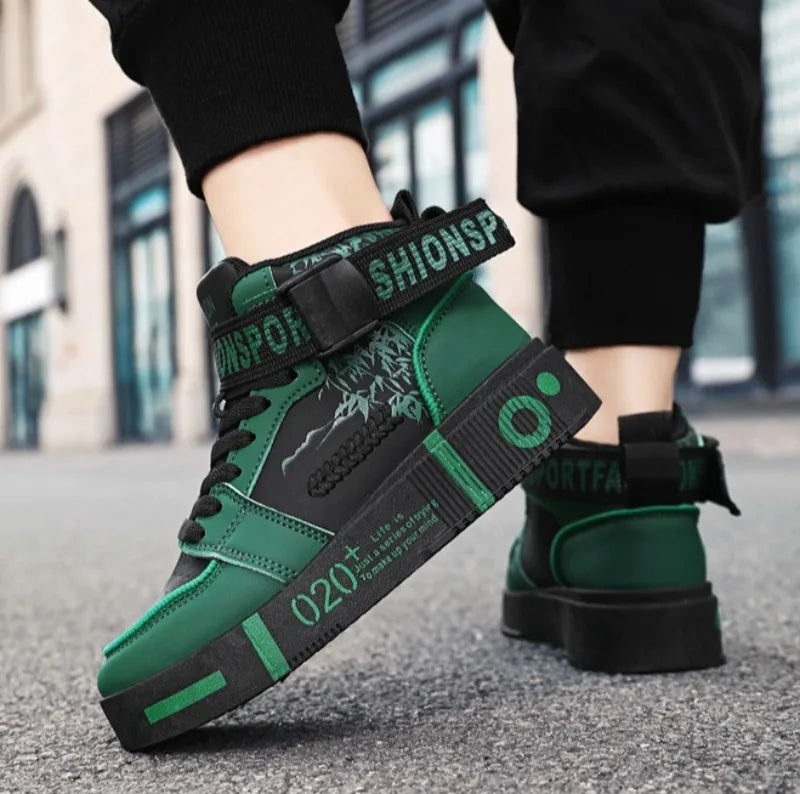 2026Men High Top Boots Platform Vulcanized Sneakers Lace Up Soft Sole Men Casual Walking Shoes Ankle Boots Tenis Masculino 39-45