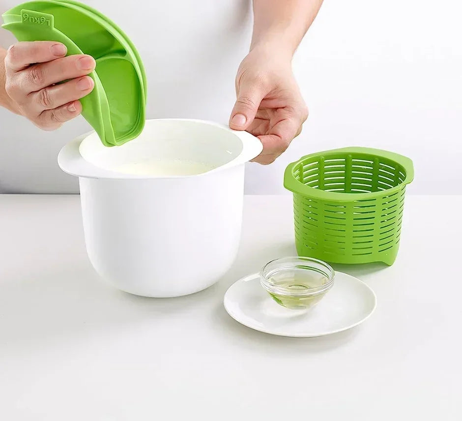 Silicone Microwave Fresh Cheese Maker Kit, Cheese Whey Drain Filter Bucket with Recipe for Homemade Cheese Kitchen Gadgets