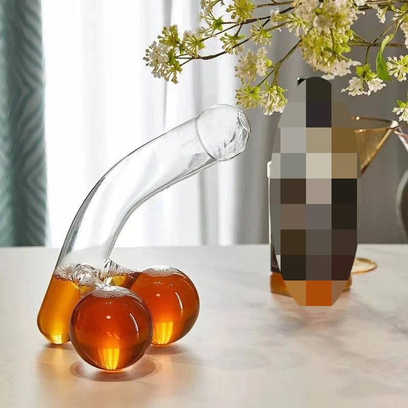 Creative Funny Wine Glasses with Lid Transparent Beverage Bottle Bar Party Whiskey Champagne Brandy Cocktail Glass Cup Decanter