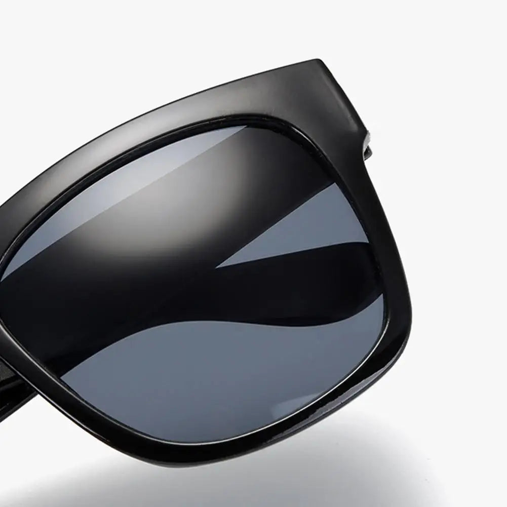 Rectangular Ultra Light Sunglasses Men Driving Sun Glasses Men Eyewear Fishing Sun Glasses Square UV400 4 Colors