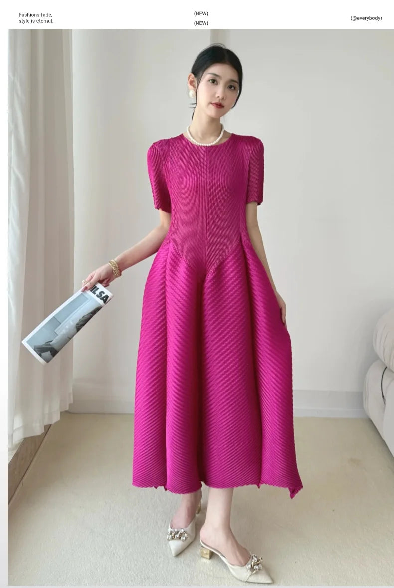 LANMREM High End Purple Pleated Women's Dress 2025 New Round Neck Short Sleeved Spliced Design Ball Gown Summer Dresses 2DB3489