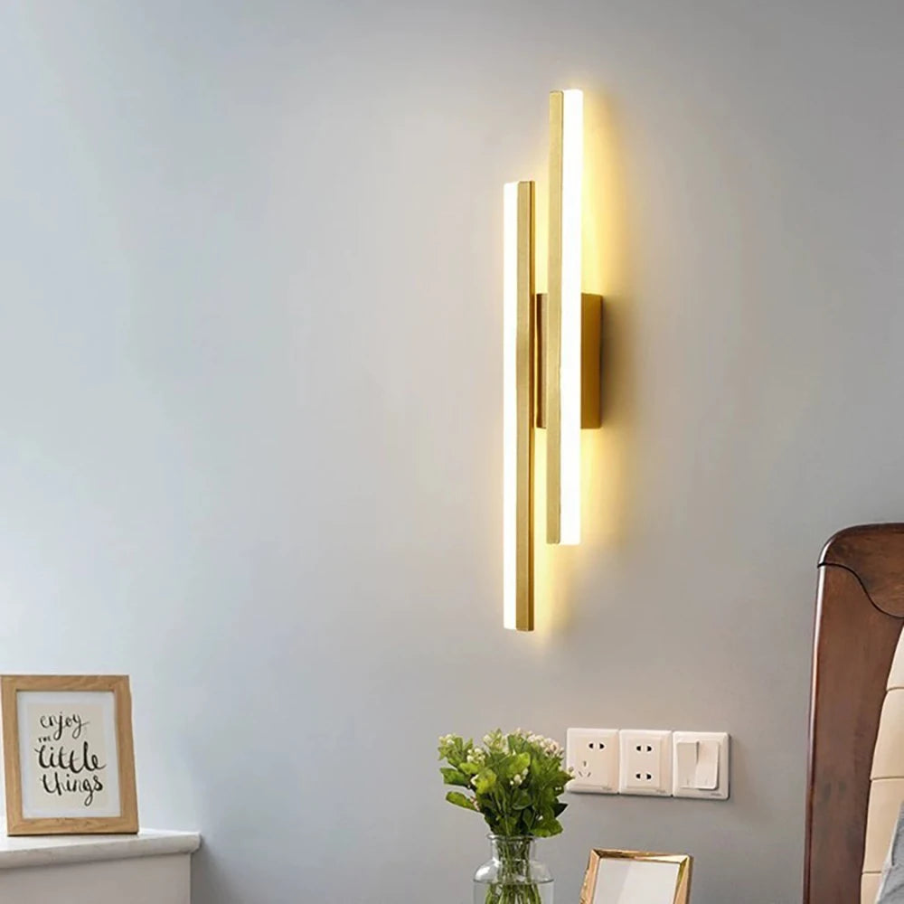 Modern LED wall lights are suitable for bedrooms, living rooms, study rooms, and corridors