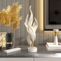 Modern Light Luxury Feather Resin Ornaments Home Living Room Wine Cabinet Figurines Decoration Store Hotel Pub Furnishing Crafts