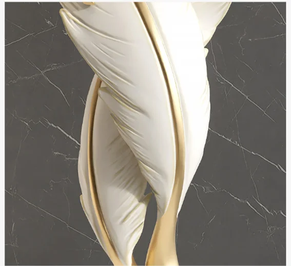 Modern Light Luxury Feather Resin Ornaments Home Living Room Wine Cabinet Figurines Decoration Store Hotel Pub Furnishing Crafts