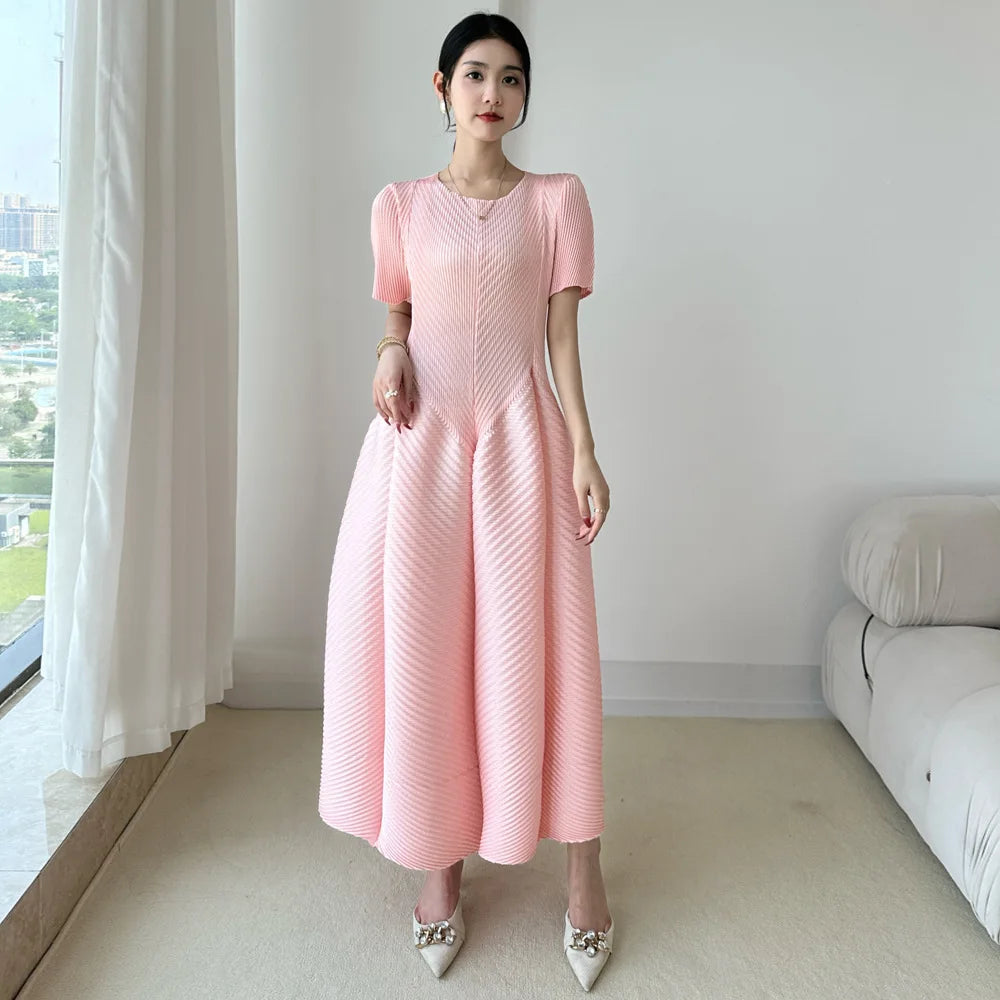 LANMREM High End Purple Pleated Women's Dress 2025 New Round Neck Short Sleeved Spliced Design Ball Gown Summer Dresses 2DB3489