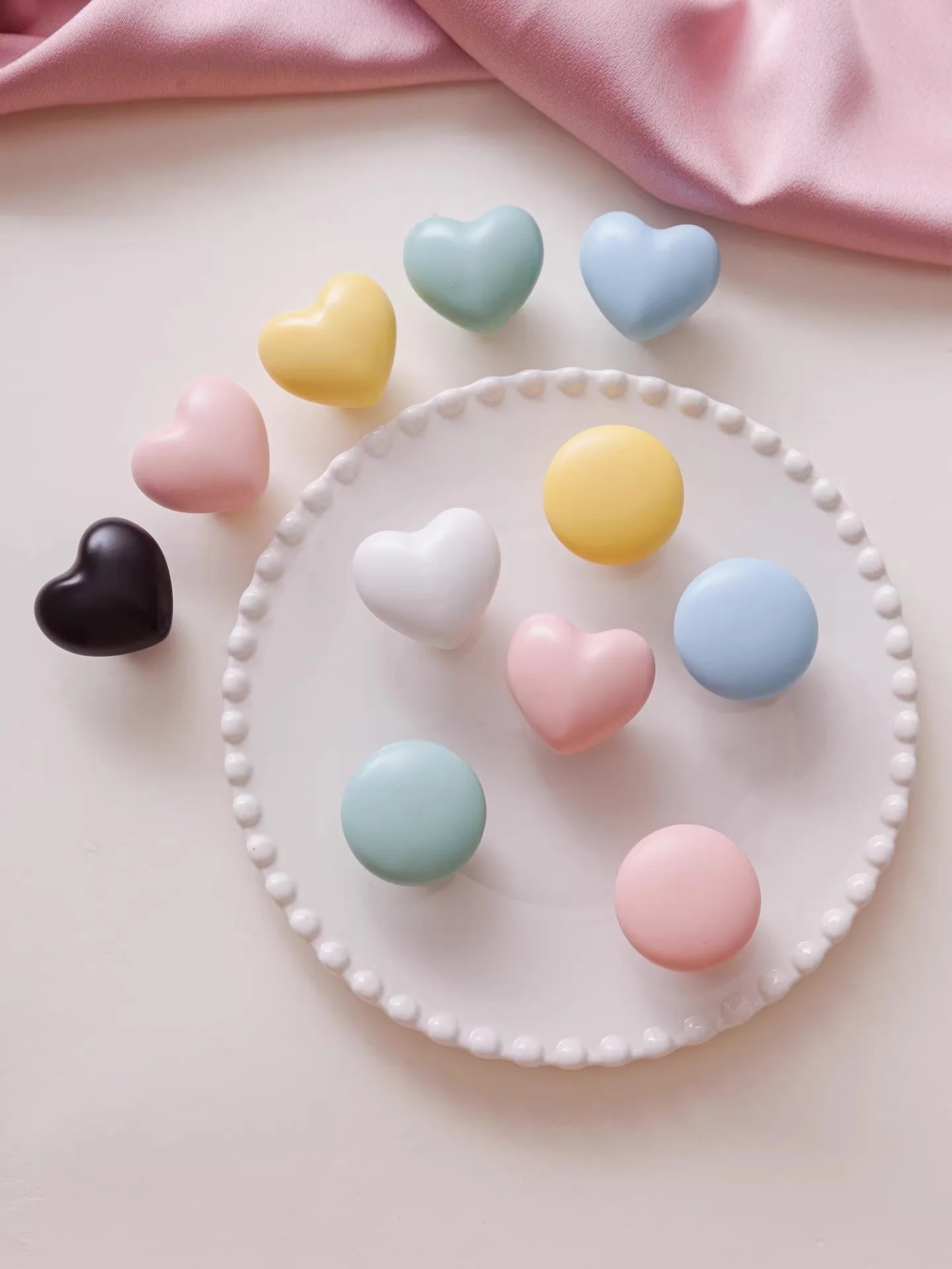 Colorful Ceramic Cabinet Handles for Children's Room Cute Drawer Round Knobs Heart Shaped Wardrobe Pulls Furniture Hardware1 pc