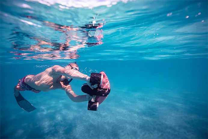 G Camolech Sublue Navbow Smart Electric Underwater Scooter for Diving Snorkeling in the Water Hand-held Diving Equipment