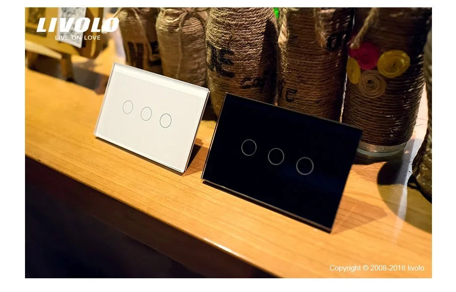 Livolo US/AU Standard Wall Touch Switch Crystal Glass Panel Touch Control Light Switch AC 110~250V/50~60Hz