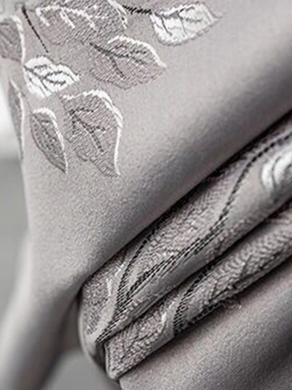 1pc Modern simple thickened jacquard thermal insulation curtain finished modern living room bedroom window